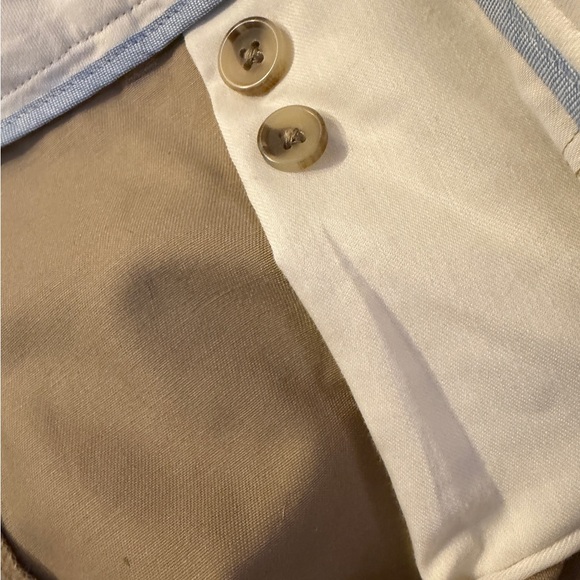 Lands' End Men's Classic Khaki Chinos - Picture 4 of 6